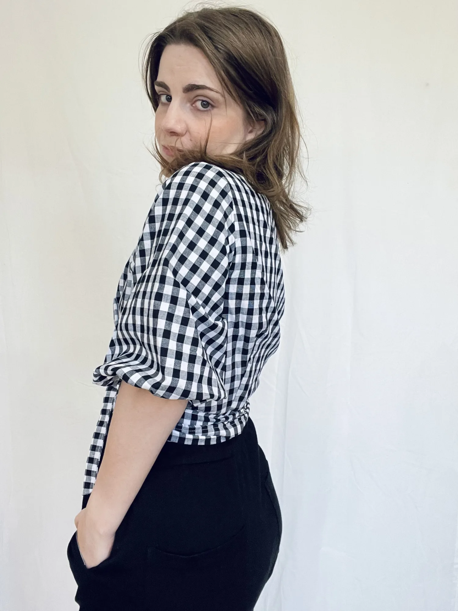 Lara - čierne káro